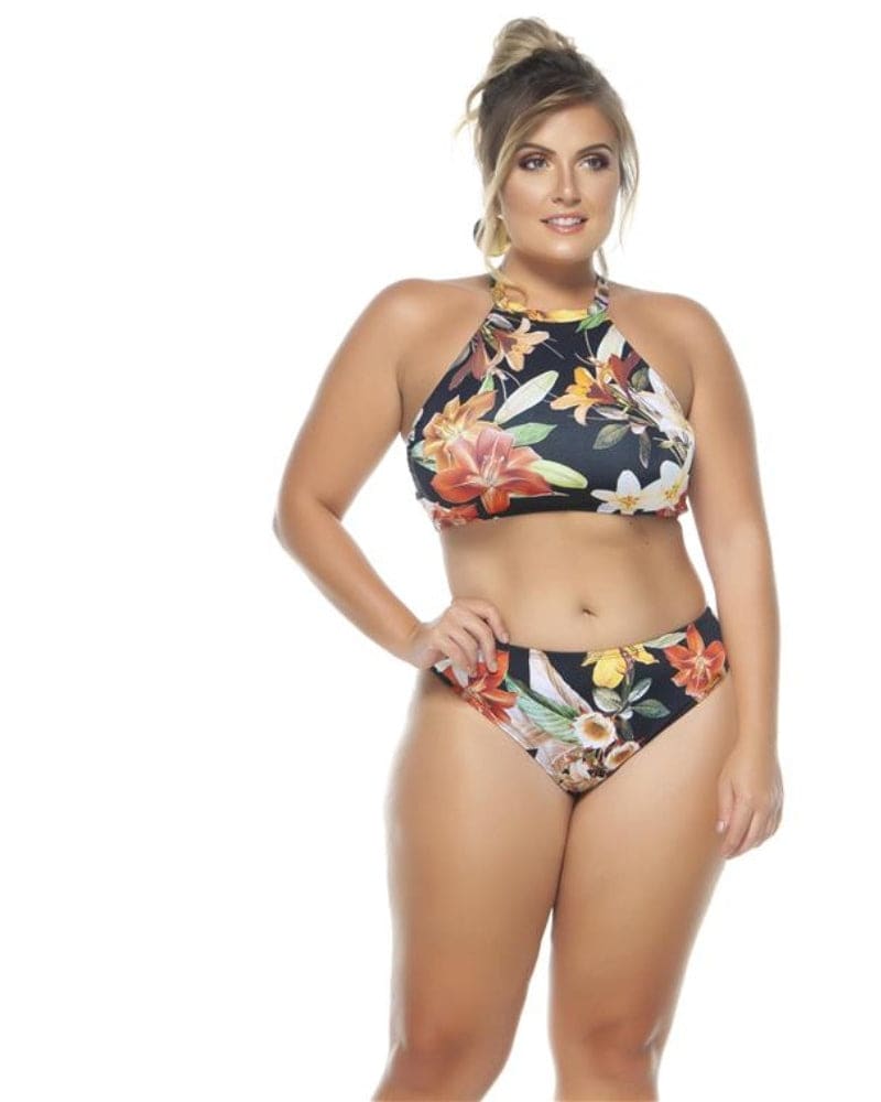 Front of a model wearing a size 24 Padded Crop Bikini Top in Earthy Floral by Lehona. | dia_product_style_image_id:267650